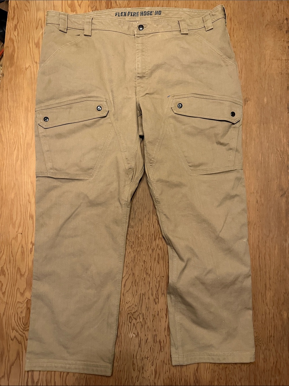 Duluth Trading Co Khaki/Tan Heavy-Duty Cargo Pants